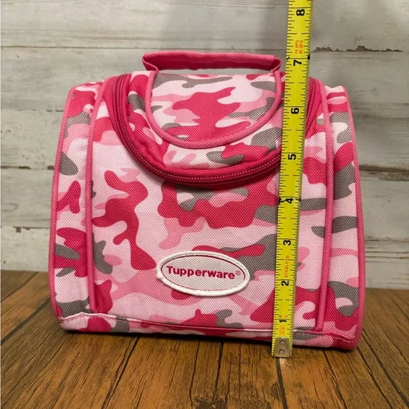 Tupperware Pink and Gray Camouflage Lunch Box Girls with Accessories - Picture 8 of 8